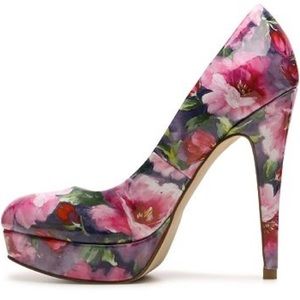 G by Guess Pink Floral Winna Heels size 6M
